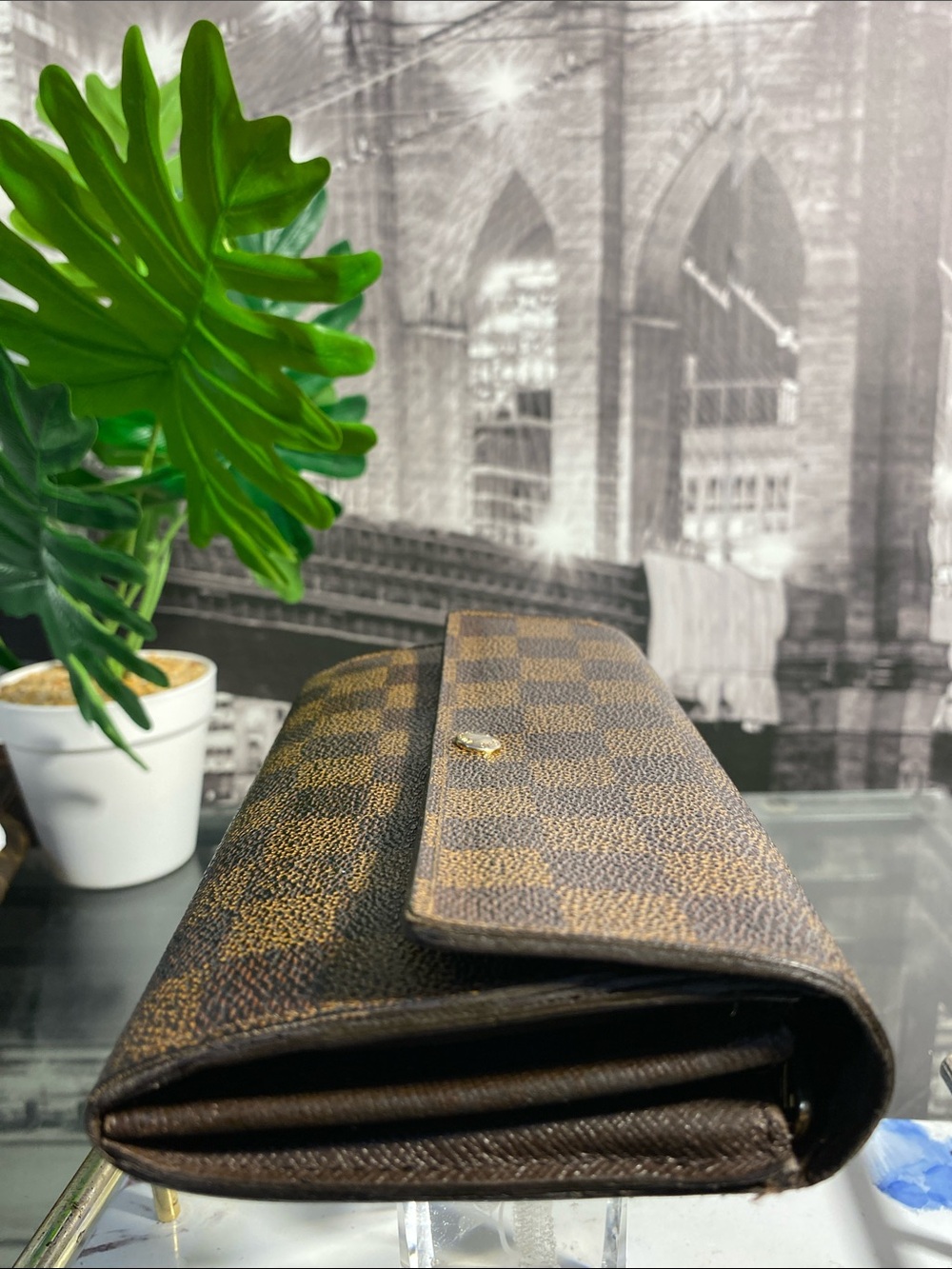 Authentic Louis Vuitton Damier Long Sarah Wallet - Picture 16 of 17